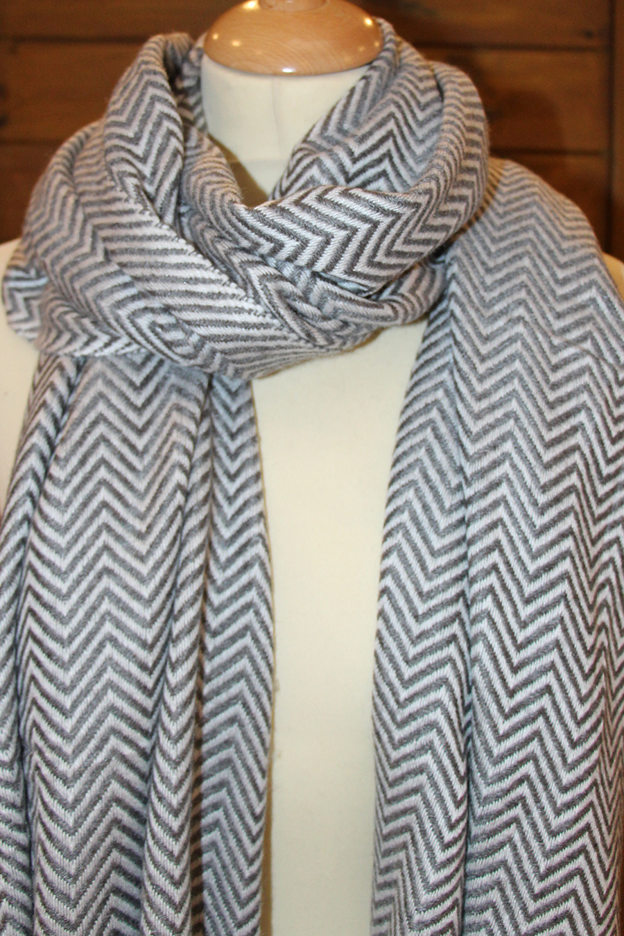 Echarpe pashmina cachemire PEDRO à chevrons gris moyen