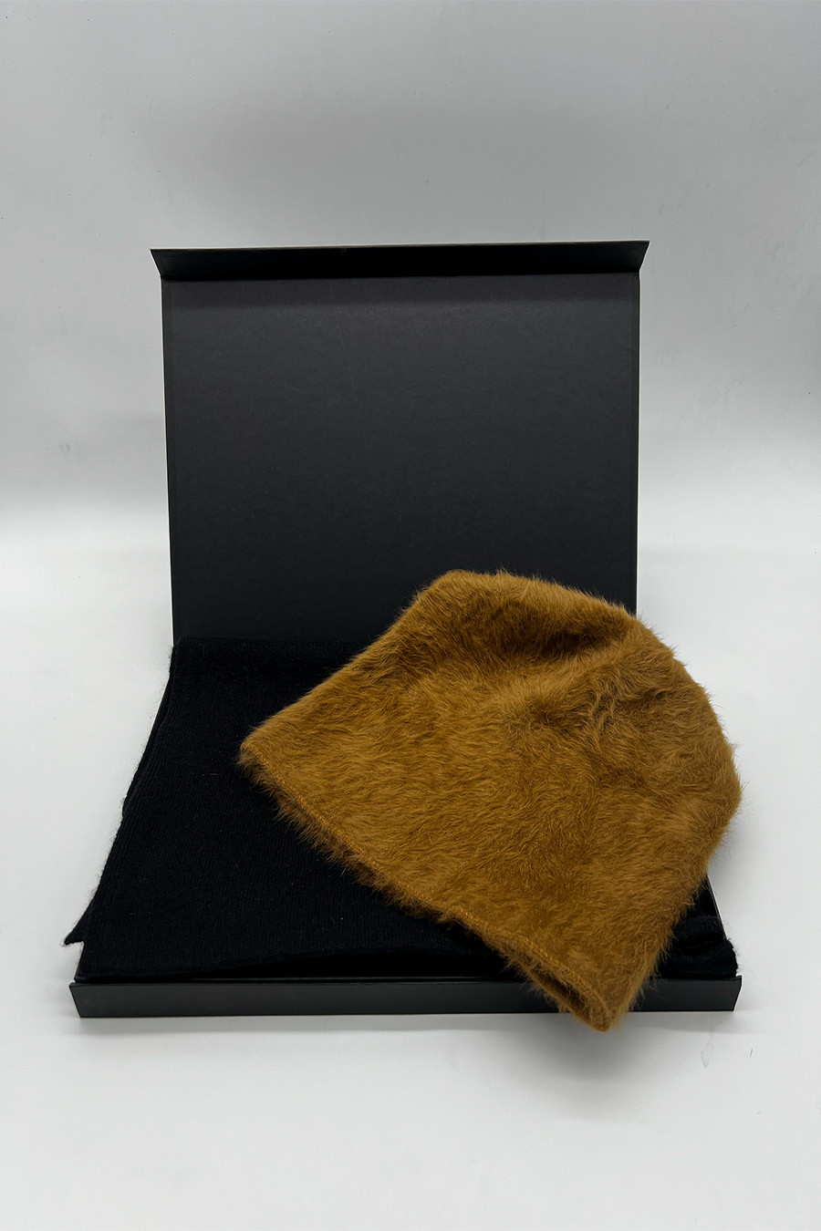 Coffret Cadeaux CANNELLE : Echarpe et bonnet cachemire