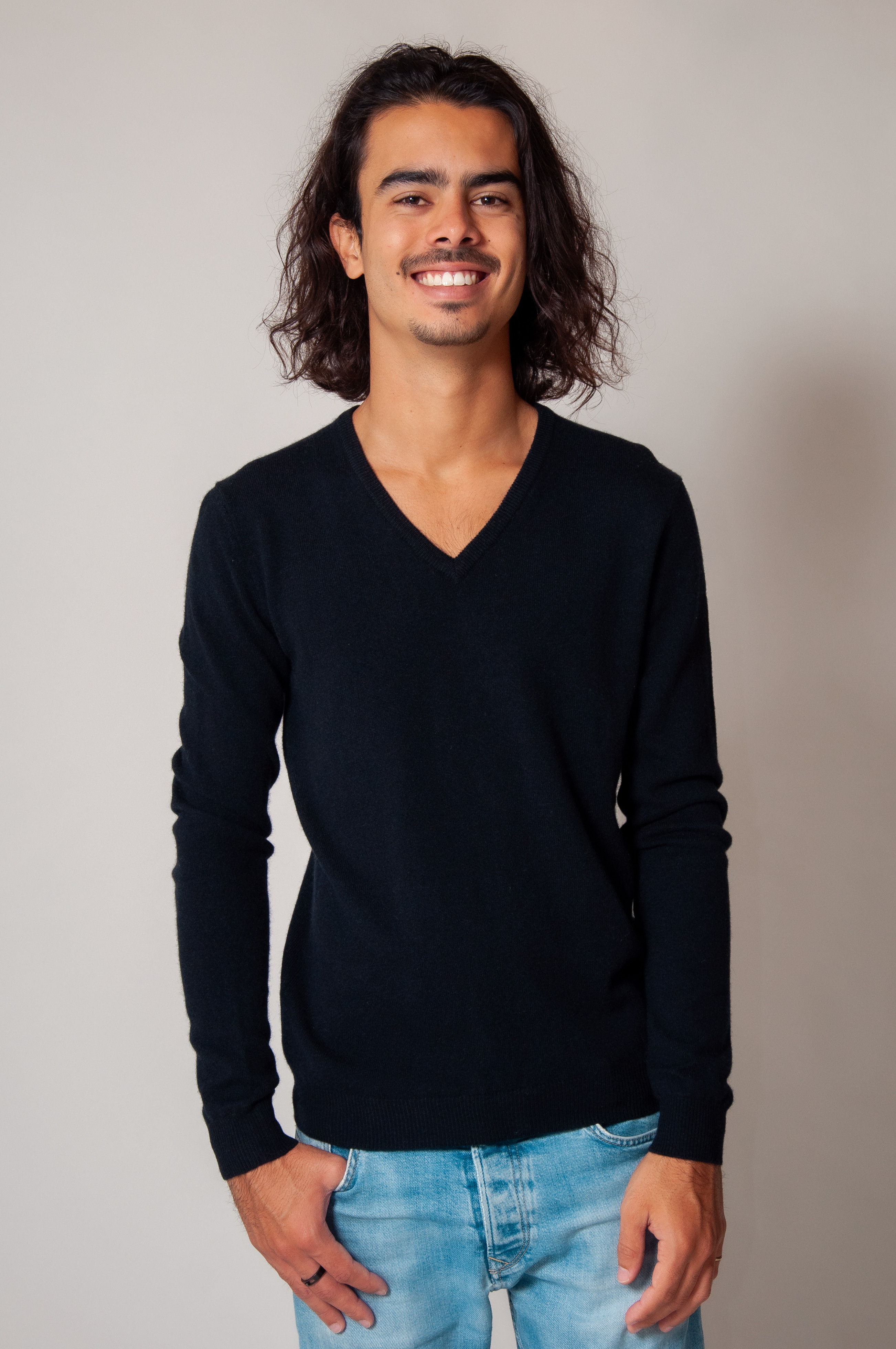 Pull en cachemire rose homme col V 